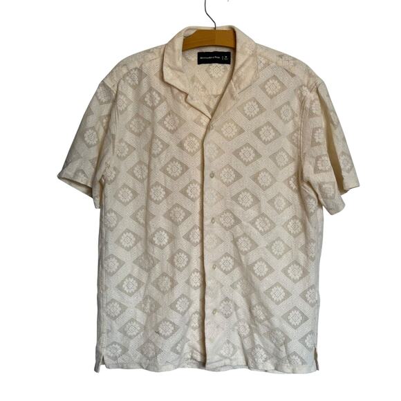 Abercrombie & Fitch Cream Lace Pointelle Knit Camp Collar Button Up Shirt Size M - Picture 1 of 7